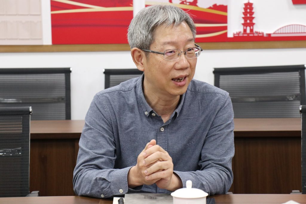 中價(jià)協(xié)、省造價(jià)站及協(xié)會(huì)、市造價(jià)站及協(xié)會(huì)領(lǐng)導(dǎo)一行蒞臨科信調(diào)研指導(dǎo)工作
