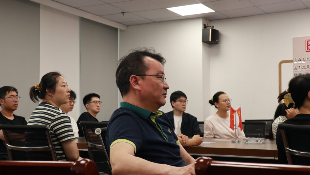 致敬偉大歷史，砥礪奮進初心｜科信聯(lián)合觀看抗戰(zhàn)勝利80周年閱兵盛況